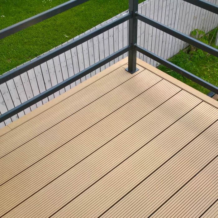 Deska Tarasowa Kompozytowa Standard 15 Miodowy Teak – dł. 4 m
