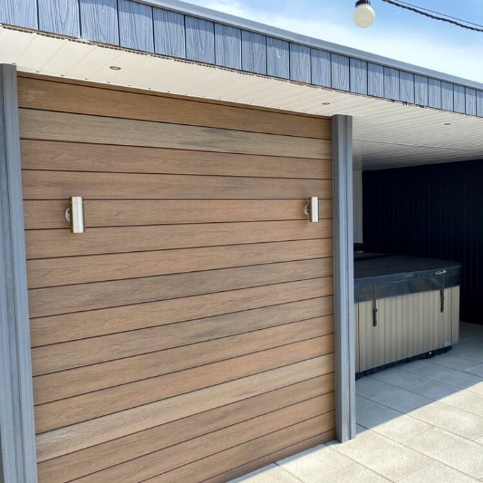 Deska Elewacyjna Kompozytowa Szczotkowana Premium Teak – dł. 2,9 m