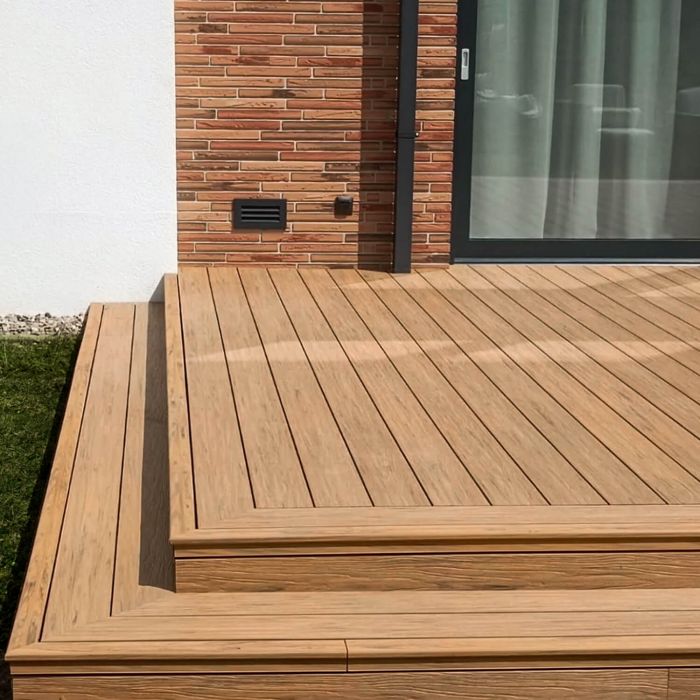 Deska Tarasowa Kompozytowa Premium Dąb Naturalny / Dąb Winchester – dł. 3 m