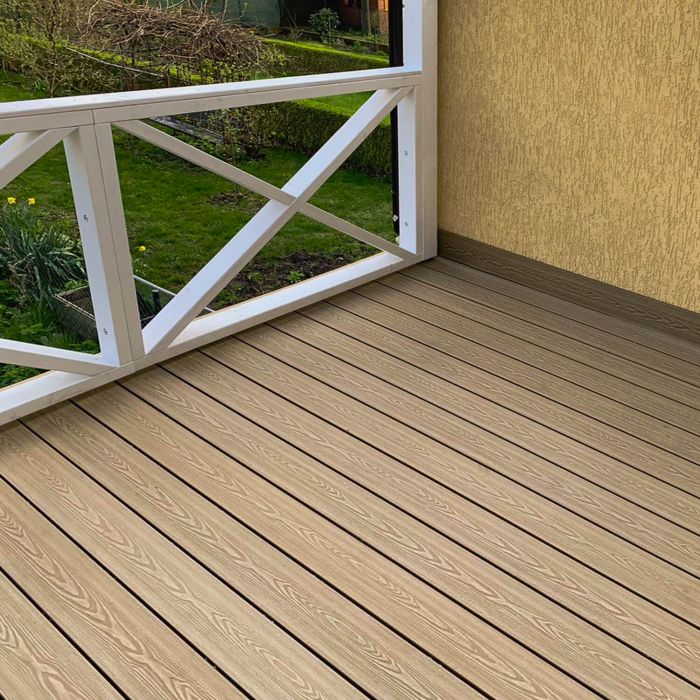 Deska Tarasowa Kompozytowa 3D Miodowy Teak – dł. 3,5 m Deska Tarasowa Kompozytowa 3D Miodowy Teak – dł. 3,5 m