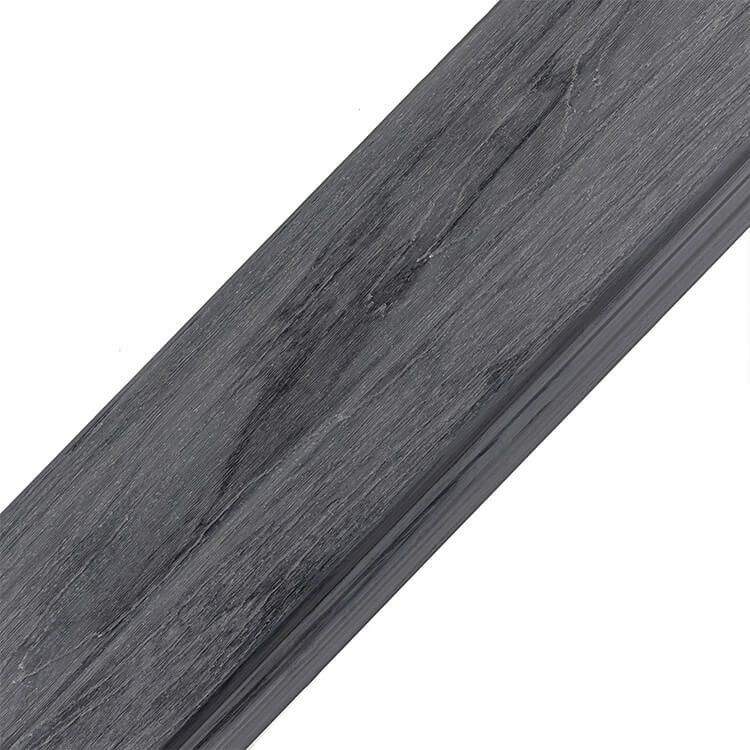 Deska Elewacyjna Kompozytowa Szczotkowana Premium Gray – dł. 3,6 m Deska Elewacyjna Kompozytowa Szczotkowana Premium Gray – dł. 3,6 m