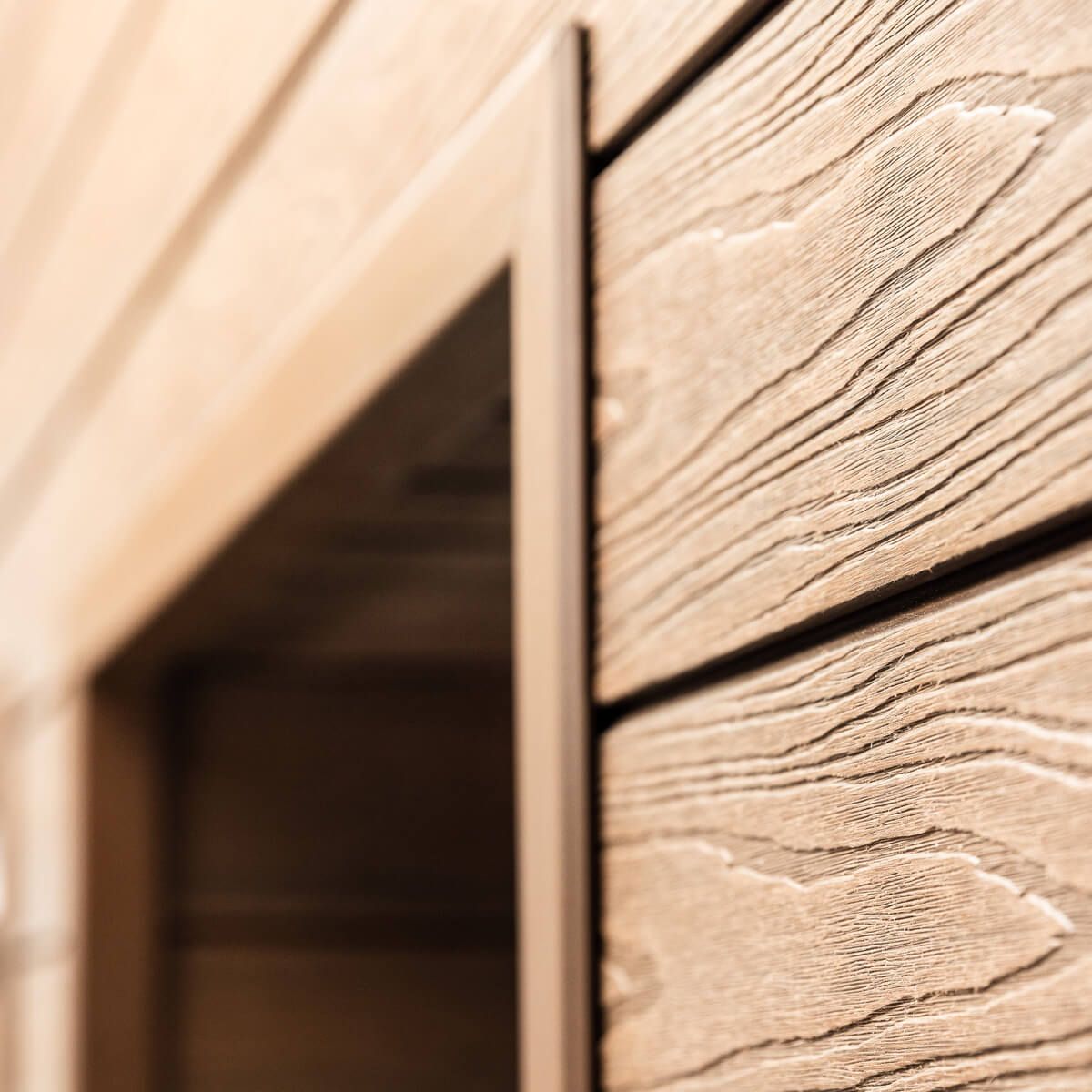 Deska Elewacyjna Kompozytowa Szczotkowana Premium Teak – dł. 2,9 m