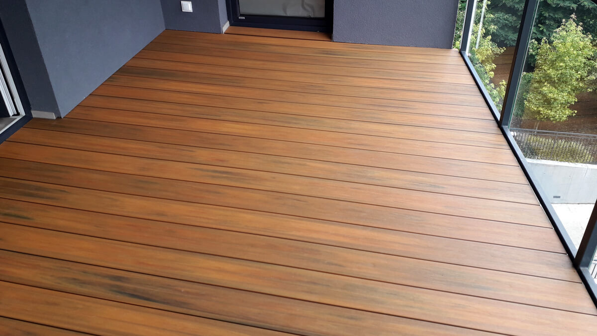 Balkon z Deski kompozytowej Premium Amber