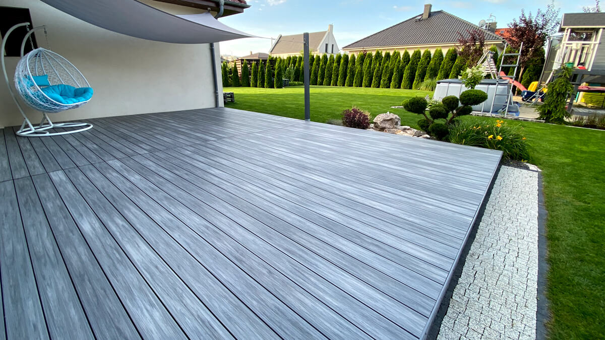 Taras z desek kompozytowych Premium Gray
