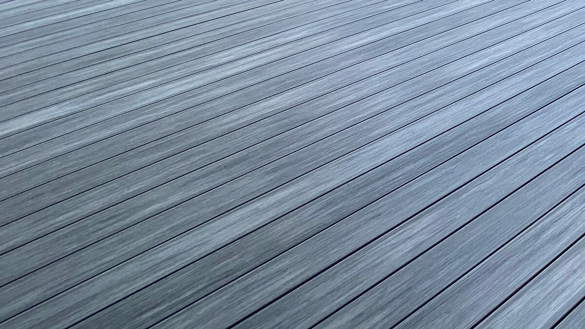 Taras z desek kompozytowych Premium Gray