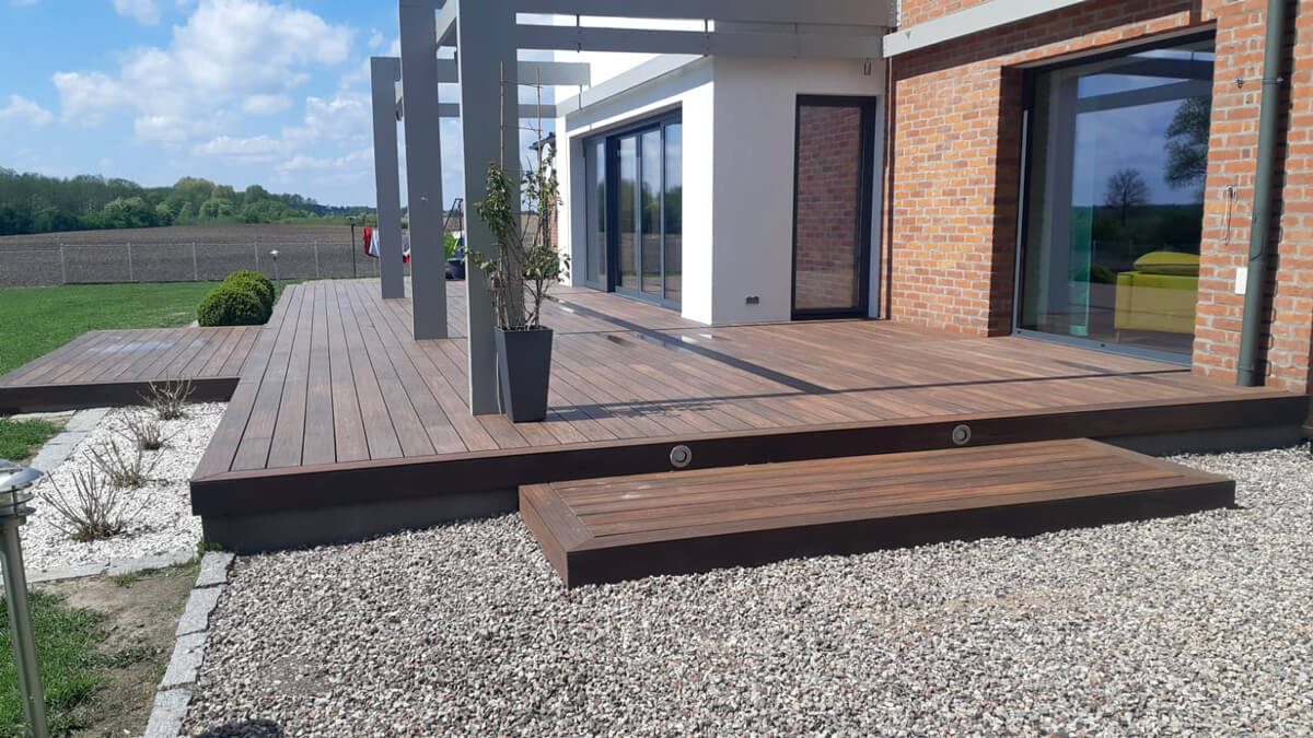 Taras na podwyższeniu, Deska Premium Redwood