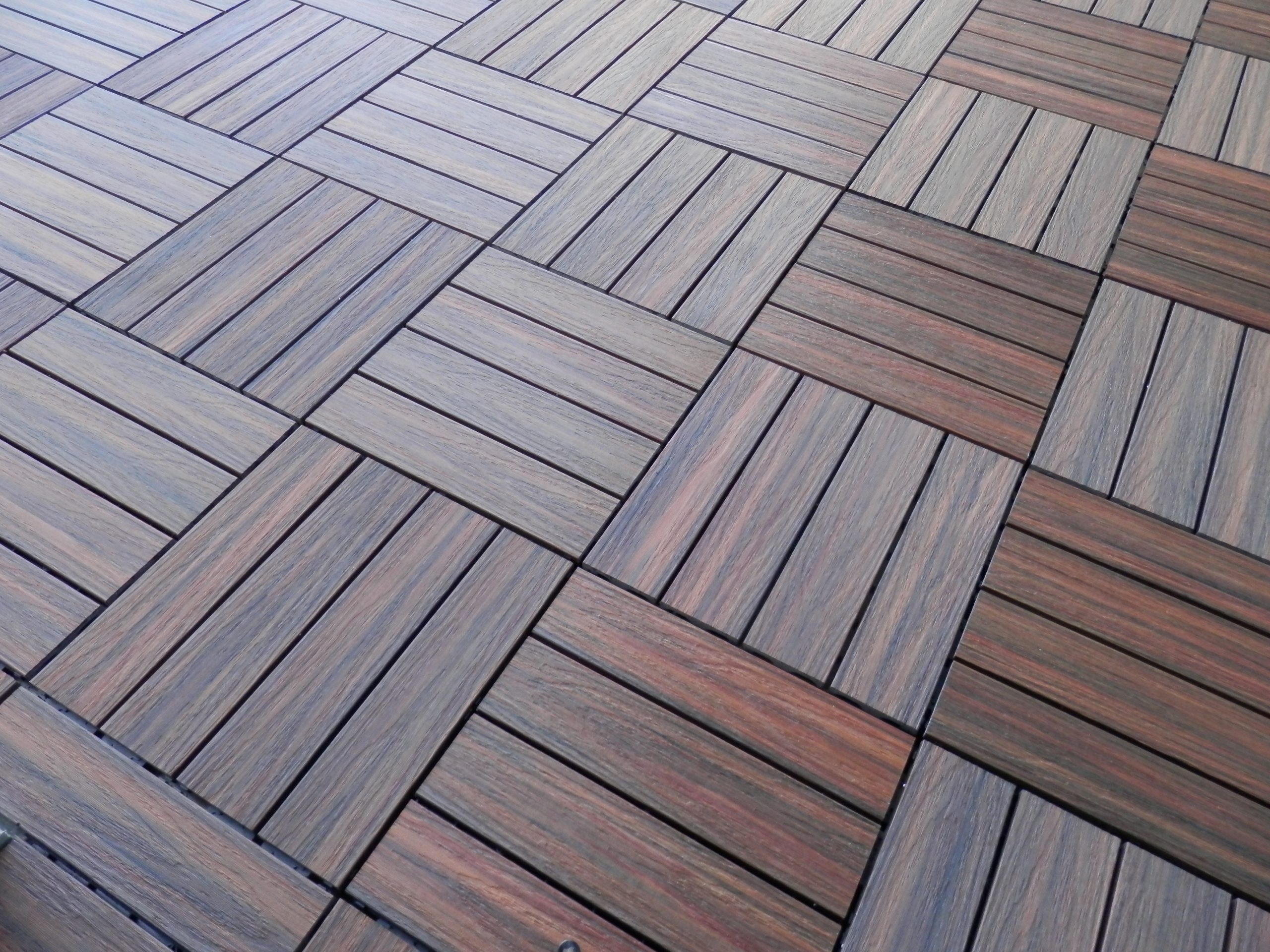 Podesty tarasowe Premium Redwood – szybka metamorfoza balkonu