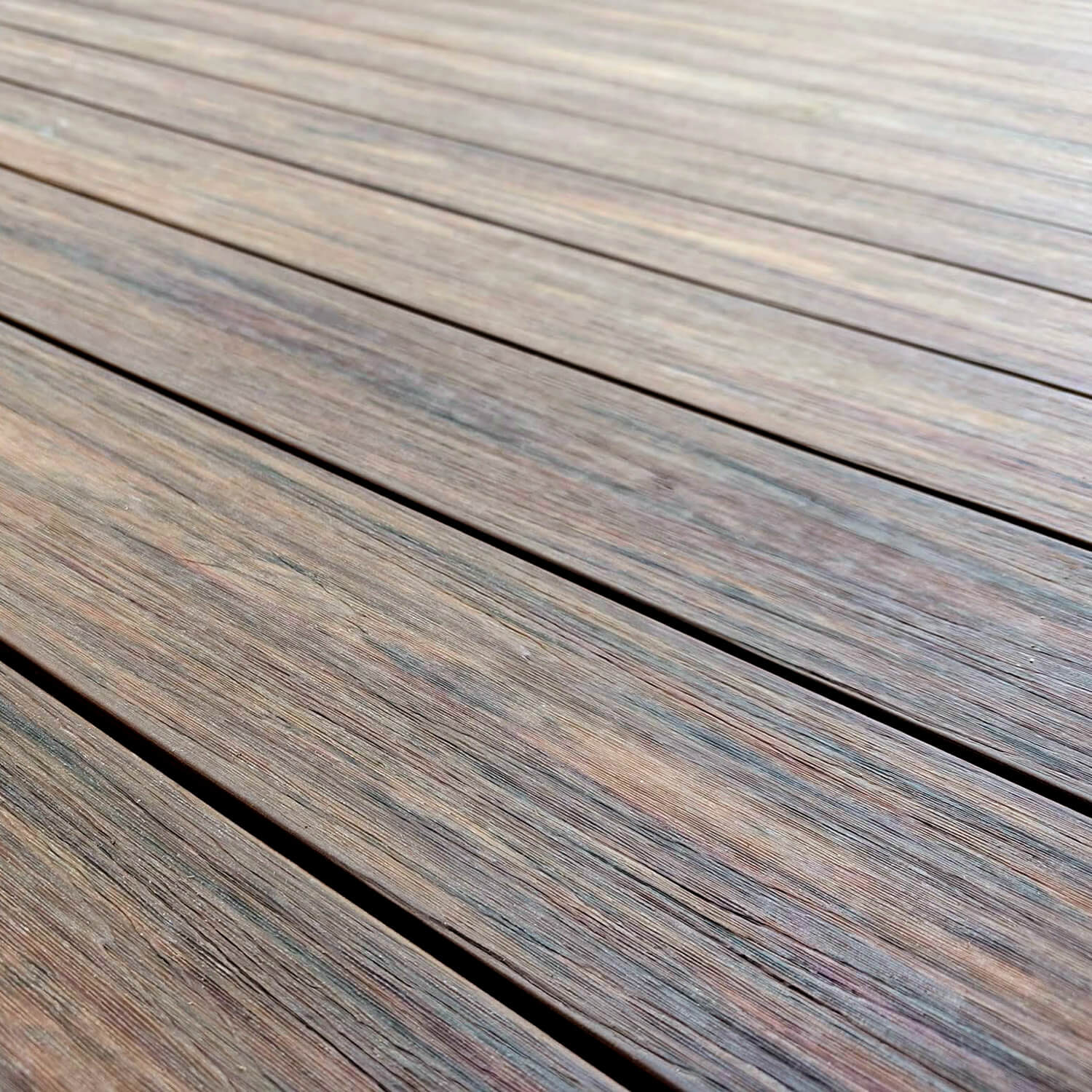 Nowoczesny taras z deski kompozytowej Premium Redwood