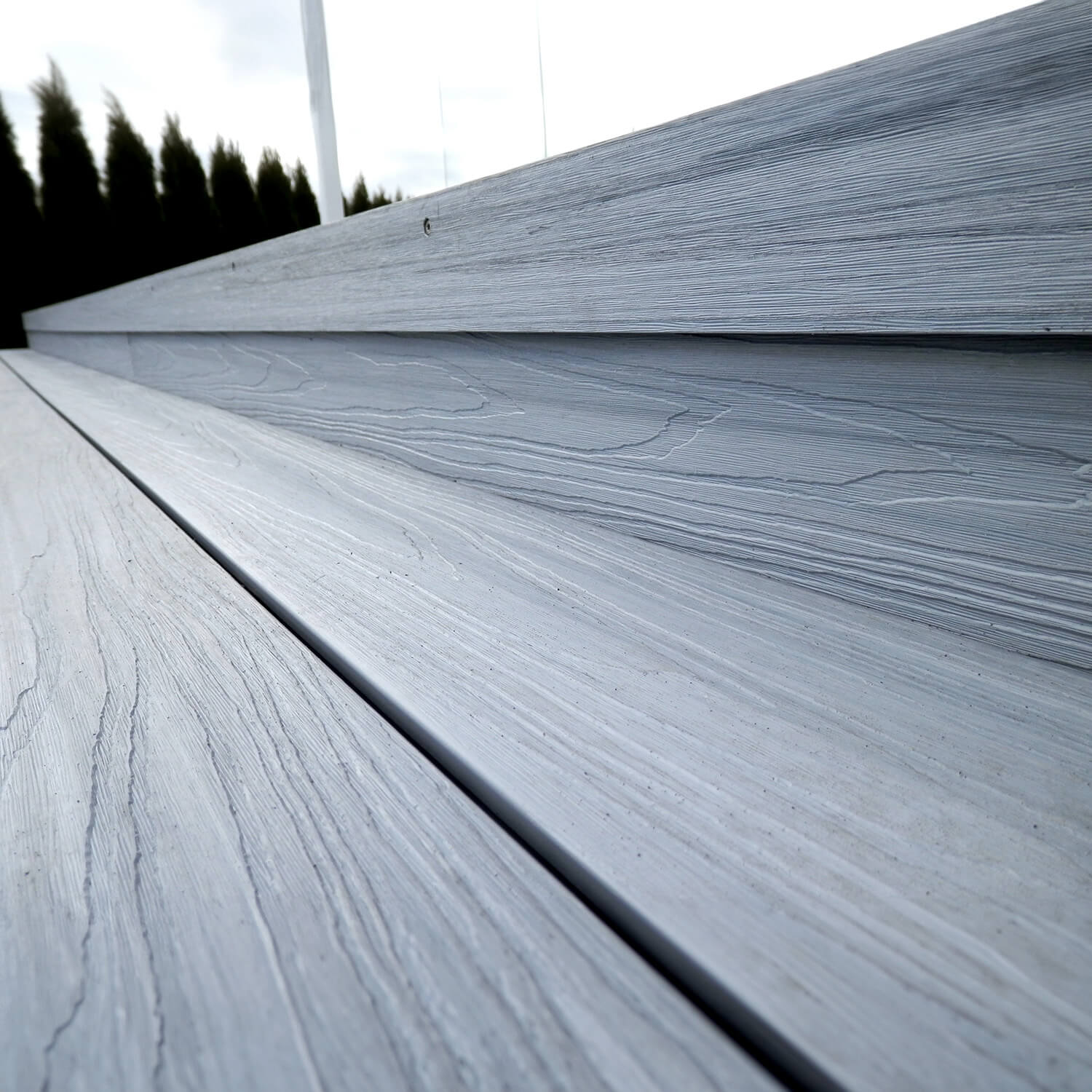Taras z deski kompozytowej Solid Light Grey – efekt wow