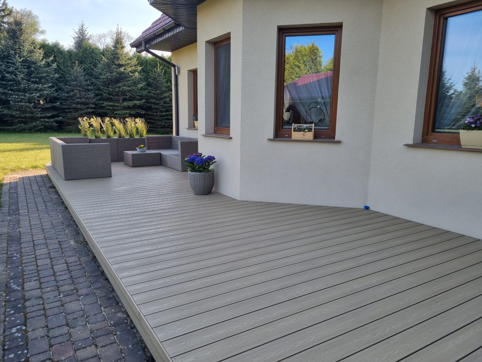 Taras Miodowy Teak 3D – spójna elegancja przy domu