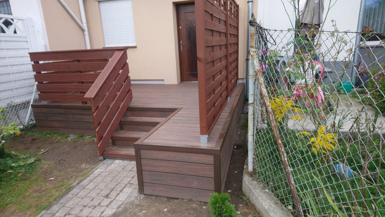 Taras Premium Redwood – prywatność i funkcjonalność w jednym
