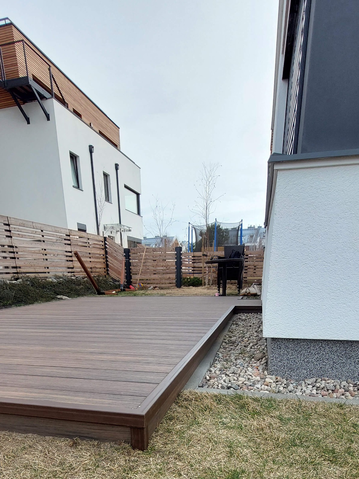 Duży taras z deski Redwood Premium