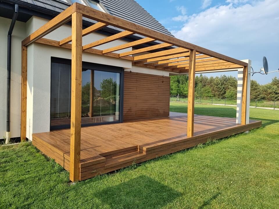 Taras z deski tarasowej kompozytowej Premium Teak