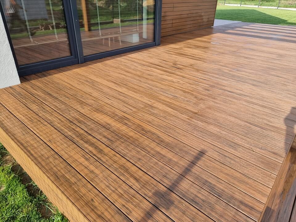 Taras z deski tarasowej kompozytowej Premium Teak